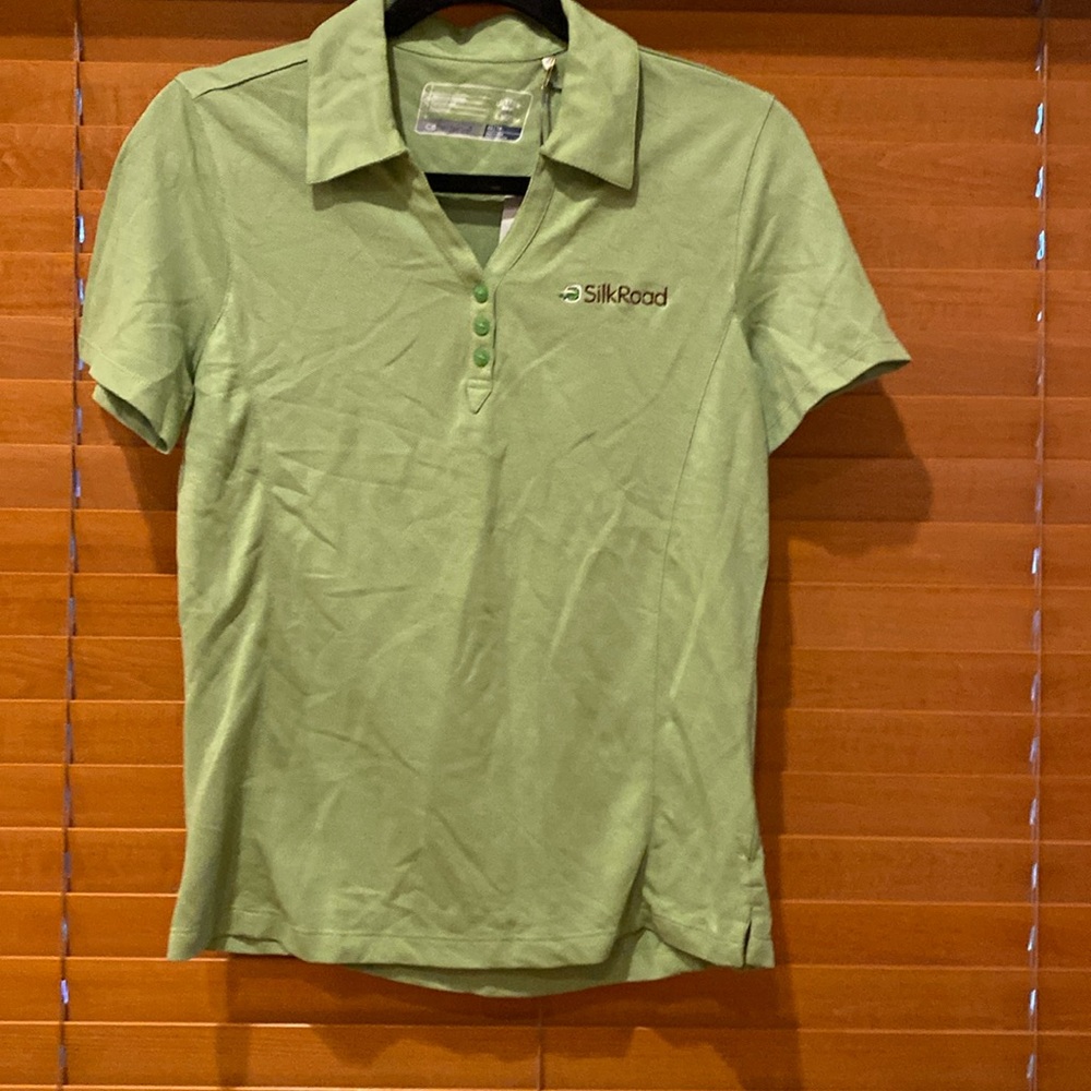 Cutter and Buck Tapered Cyan Polo size xs  (d)